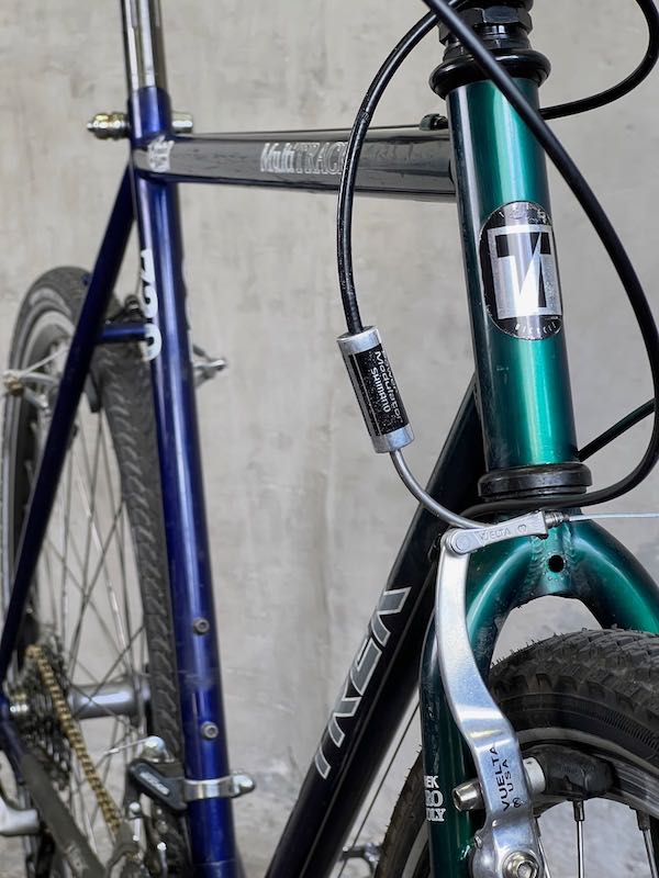 TREK Multitrack 720 TREK Multitrack 720