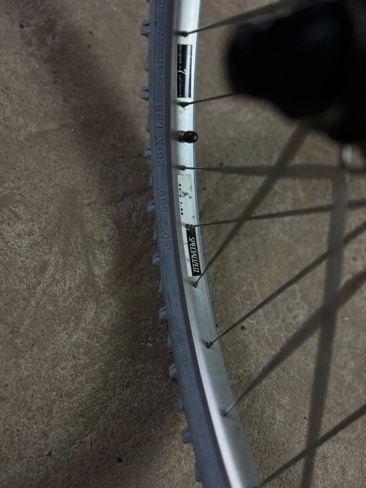 Specialized Rockhopper Specialized Rockhopper