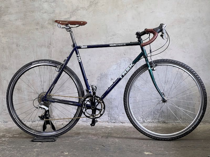 TREK Multitrack 720 TREK Multitrack 720